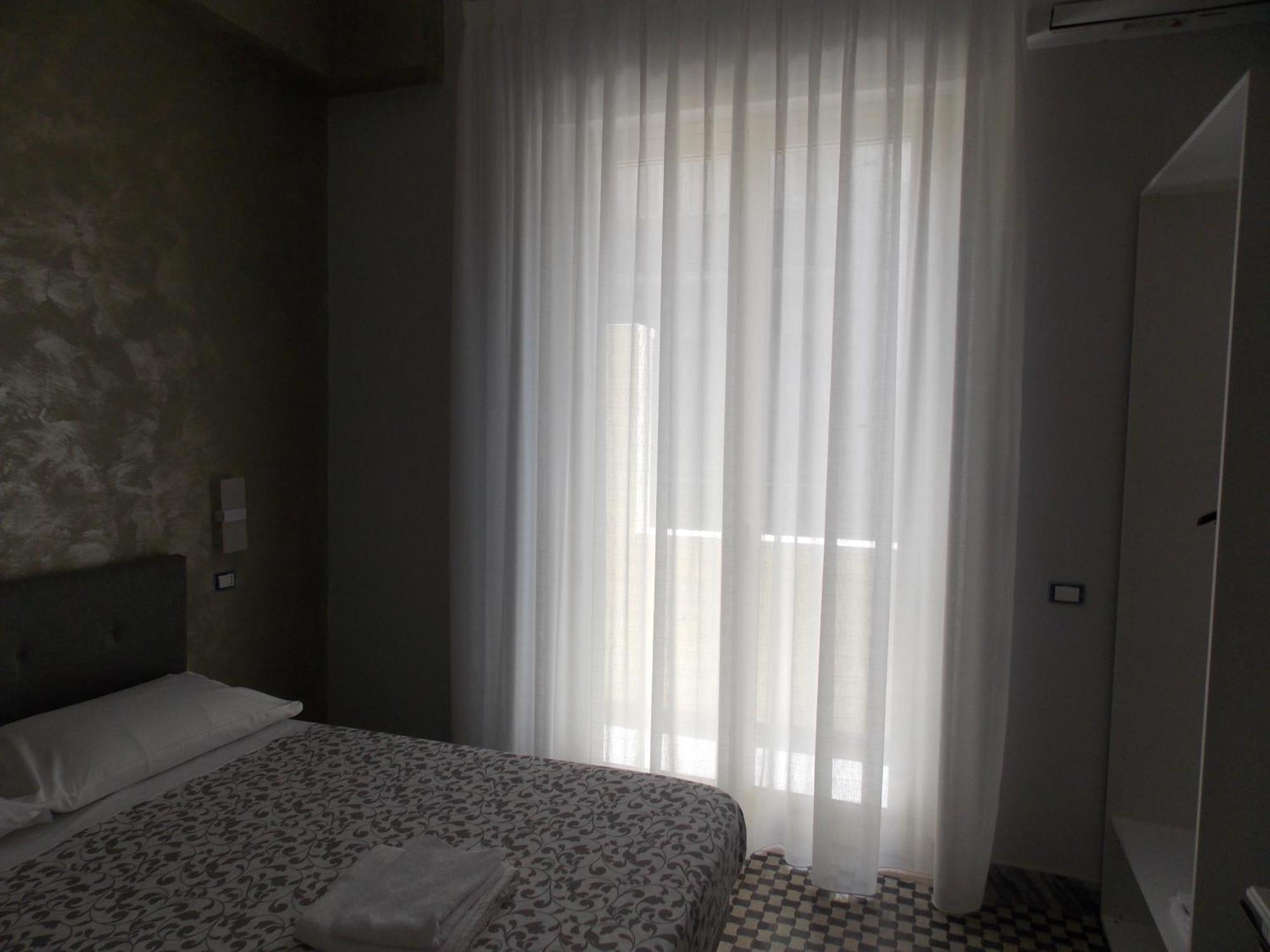 Central Palace Reggio di Calabria Ngoại thất bức ảnh
